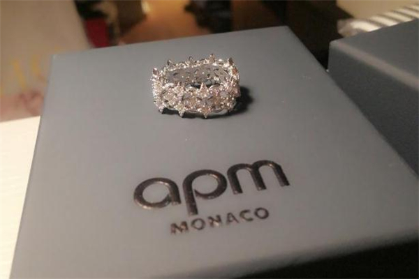 apm戒指是什么材質(zhì) apm戒指變黑了怎么辦 apm戒指是什么材質(zhì) apm戒指變黑了怎么辦