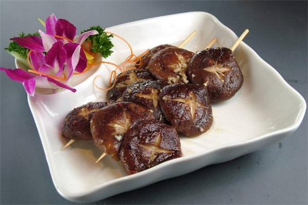 冬菇是香菇嗎 冬菇和香菇的區(qū)別 冬菇是香菇嗎 冬菇和香菇的區(qū)別