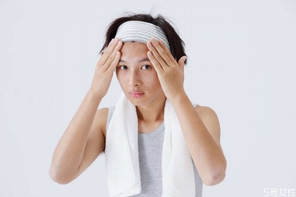 怎樣使用卸妝膏不會(huì)長痘痘 卸妝水和卸妝膏怎么搭配用 怎樣使用卸妝膏不會(huì)長痘痘 卸妝水和卸妝膏怎么搭配用