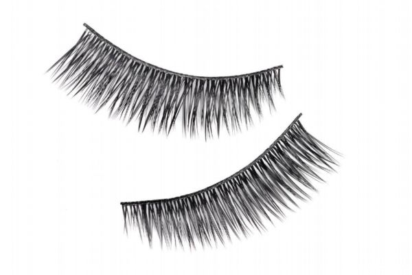 假睫毛和真睫毛分層怎么辦 假睫毛和自己的睫毛分層 假睫毛和真睫毛分層怎么辦 假睫毛和自己的睫毛分層