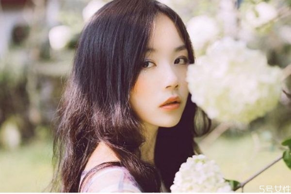 頭發(fā)怎么護(hù)理才柔順 護(hù)理頭發(fā)有什么常見(jiàn)誤區(qū) 頭發(fā)怎么護(hù)理才柔順 護(hù)理頭發(fā)有什么常見(jiàn)誤區(qū)