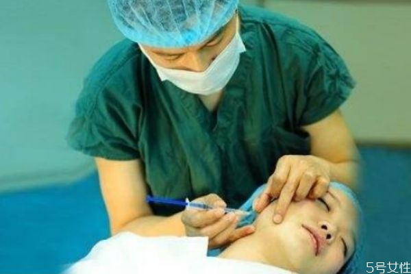 嬰兒肥可以打瘦臉針不 瘦臉針可以瘦骨頭嗎 嬰兒肥可以打瘦臉針不 瘦臉針可以瘦骨頭嗎