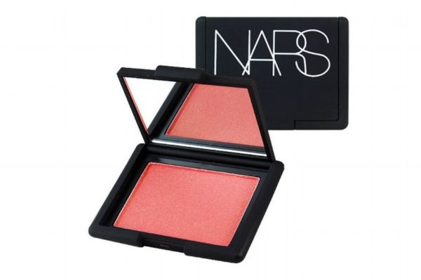 腮紅啞光和珠光有什么區(qū)別 腮紅啞光和珠光的介紹 腮紅啞光和珠光有什么區(qū)別 腮紅啞光和珠光的介紹