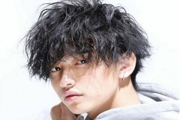男生摩根燙適合什么發(fā)質(zhì) 男士短發(fā)摩根燙怎么燙 男生摩根燙適合什么發(fā)質(zhì) 男士短發(fā)摩根燙怎么燙