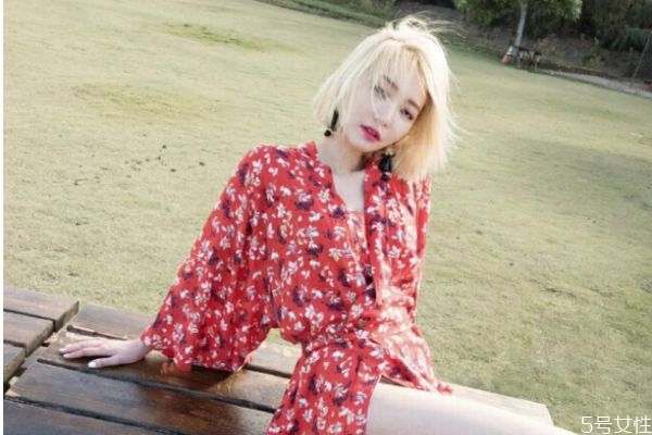 摩根燙適合多大年齡 摩根燙對細軟發(fā)質(zhì)有用嗎 摩根燙適合多大年齡 摩根燙對細軟發(fā)質(zhì)有用嗎