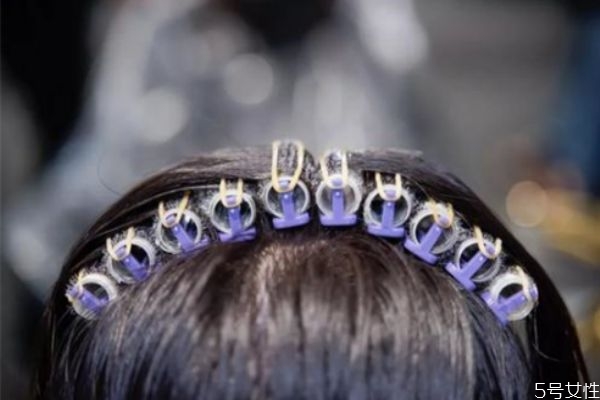 摩根燙沒(méi)燙好可以重燙嗎 煙花燙和摩根燙哪種好 摩根燙沒(méi)燙好可以重燙嗎 煙花燙和摩根燙哪種好