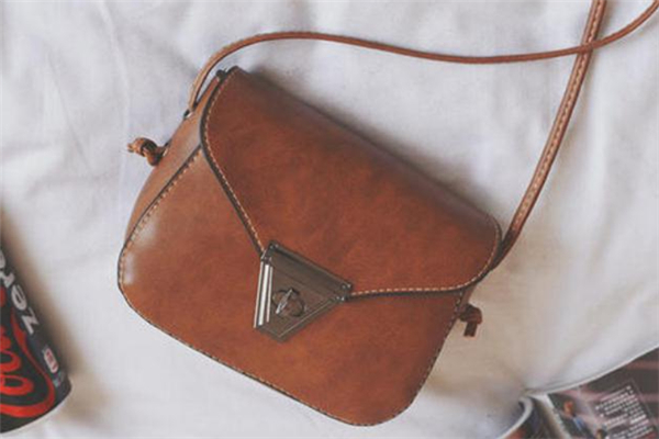 包包轉鎖扣壞了怎么辦 包包轉鎖扣壞了在哪里修 包包轉鎖扣壞了怎么辦 包包轉鎖扣壞了在哪里修