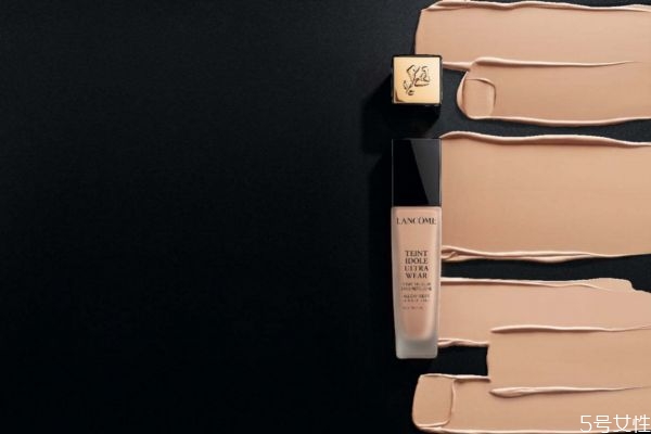 蘭蔻持妝粉底液保質(zhì)期多久 蘭蔻持妝粉底液專柜價 蘭蔻持妝粉底液保質(zhì)期多久 蘭蔻持妝粉底液專柜價