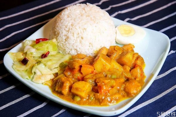 正宗咖喱雞肉飯的做法 百夢多咖喱雞肉的做法竅門 正宗咖喱雞肉飯的做法 百夢多咖喱雞肉的做法竅門