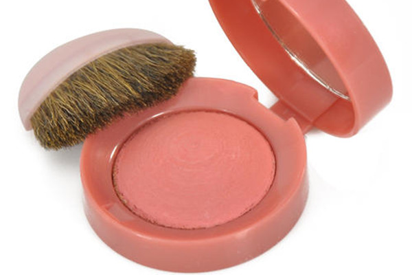 妙巴黎特制烘焙胭脂介紹 妙巴黎特制烘焙胭脂粉質(zhì)細(xì)膩嗎 妙巴黎特制烘焙胭脂介紹 妙巴黎特制烘焙胭脂粉質(zhì)細(xì)膩嗎