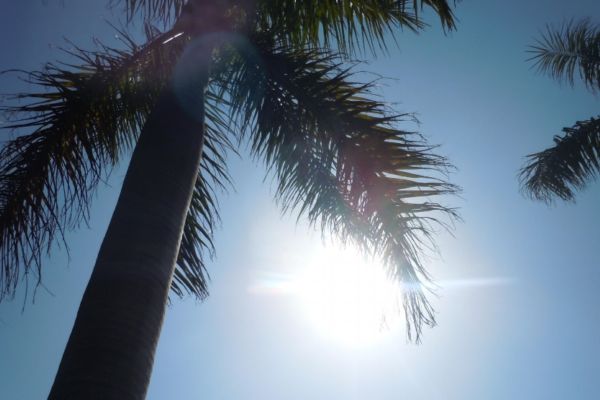 紫外線大于幾需要防曬 紫外線幾級需要涂防曬 紫外線大于幾需要防曬 紫外線幾級需要涂防曬