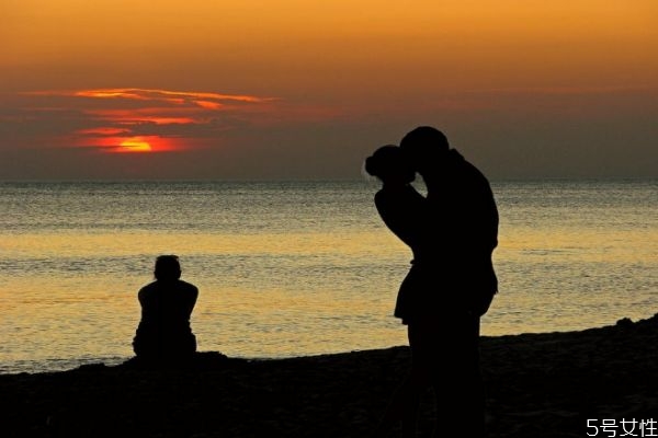 和老公吵架怎么和好 吵架和好的小套路 和老公吵架怎么和好 吵架和好的小套路