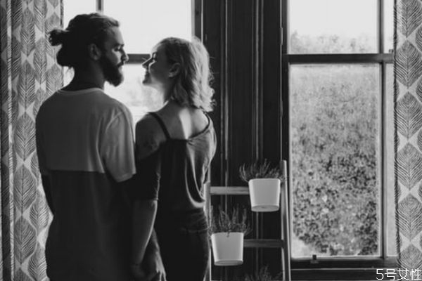 和老公吵架怎么和好 吵架和好的小套路 和老公吵架怎么和好 吵架和好的小套路