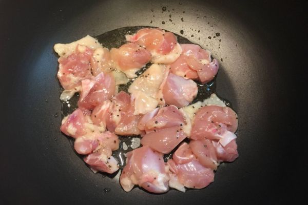 雞肉怎么做才嫩 雞肉嫩滑的做法有什么 雞肉怎么做才嫩 雞肉嫩滑的做法有什么