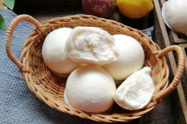 蒸饅頭應(yīng)該怎么做 蒸饅頭的家常做法 蒸饅頭應(yīng)該怎么做 蒸饅頭的家常做法