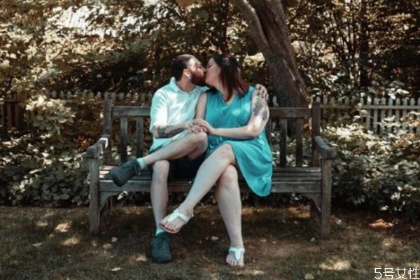 老公婚外情怎么解決 修復(fù)夫妻關(guān)系十大步驟 老公婚外情怎么解決 修復(fù)夫妻關(guān)系十大步驟