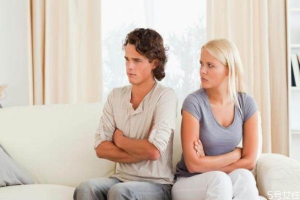 家庭冷暴力八個階段 輕松面對男人冷暴力 家庭冷暴力八個階段 輕松面對男人冷暴力