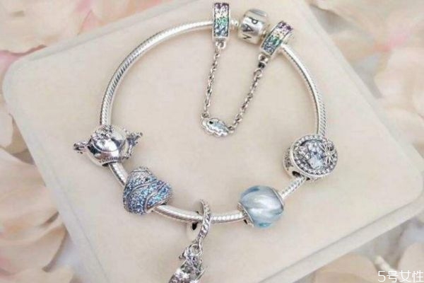 潘多拉手鏈睡覺可以戴嗎 潘多拉手鏈佩戴注意事項(xiàng) 潘多拉手鏈睡覺可以戴嗎 潘多拉手鏈佩戴注意事項(xiàng)