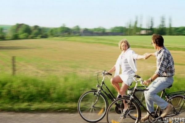 讓男人欲罷不能的女人是怎樣的 男人眼里段位高的女人 讓男人欲罷不能的女人是怎樣的 男人眼里段位高的女人