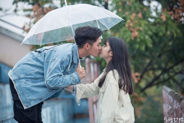 被男方父母看輕的表現(xiàn) 婆婆有沒有把你當(dāng)外人表現(xiàn) 被男方父母看輕的表現(xiàn) 婆婆有沒有把你當(dāng)外人表現(xiàn)