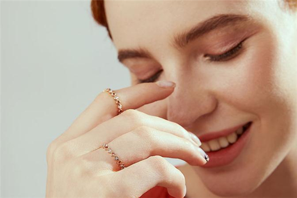 福貝奇戒指怎么樣 福貝奇戒指好看嗎 福貝奇戒指怎么樣 福貝奇戒指好看嗎