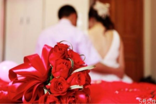 男人什么情況下想結(jié)婚 男人很想娶你的表現(xiàn) 男人什么情況下想結(jié)婚 男人很想娶你的表現(xiàn)