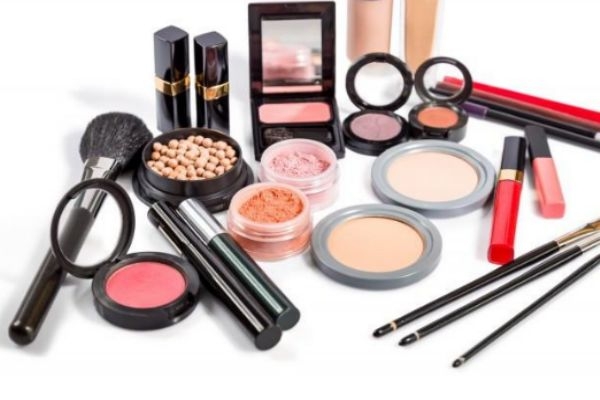 防曬粉餅怎么用 防曬霜和粉餅使用順序 防曬粉餅怎么用 防曬霜和粉餅使用順序