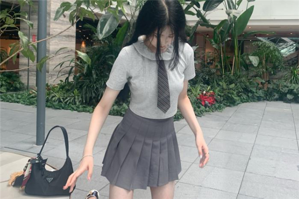 蘋果型身材可以穿百褶裙嗎 梨形身材可以穿百褶裙嗎 蘋果型身材可以穿百褶裙嗎 梨形身材可以穿百褶裙嗎