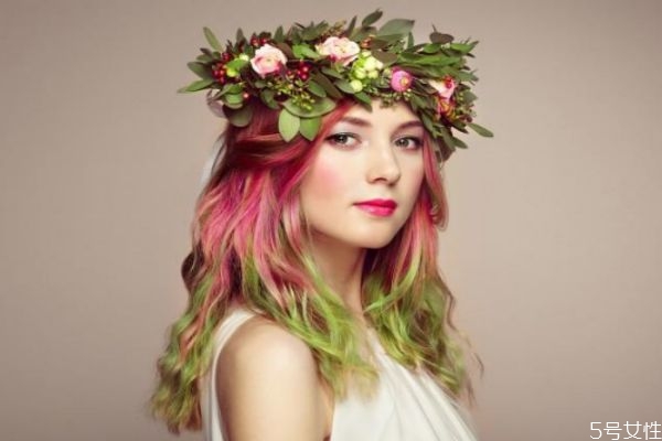 油性頭發(fā)一定會(huì)禿頭嗎 油性頭發(fā)怎么護(hù)理 油性頭發(fā)一定會(huì)禿頭嗎 油性頭發(fā)怎么護(hù)理