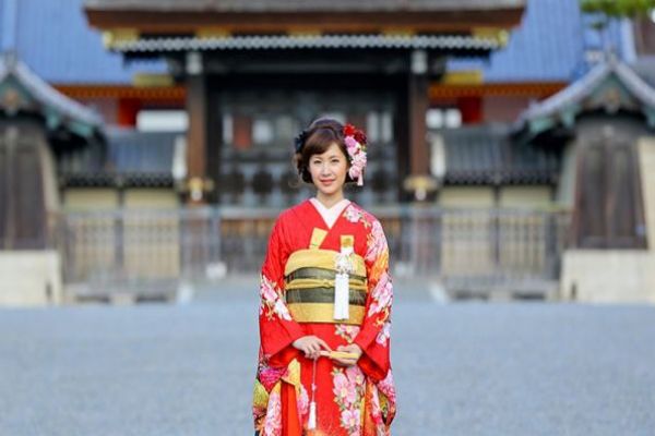 浴衣是干嘛的 浴衣和和服有什么區(qū)別 浴衣是干嘛的 浴衣和和服有什么區(qū)別