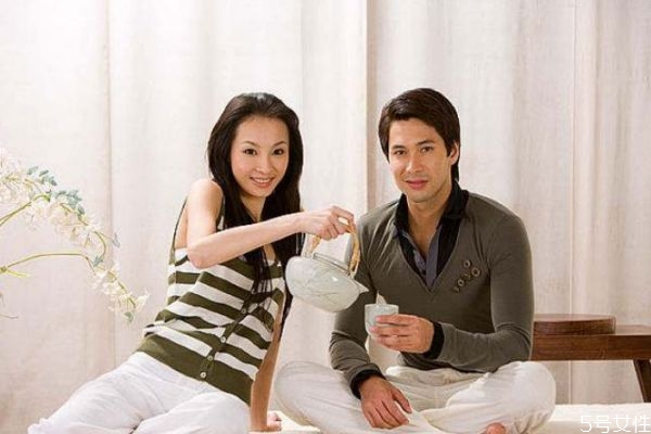 怎么讓老公越來越愛你 讓老公更愛你的方法 怎么讓老公越來越愛你 讓老公更愛你的方法