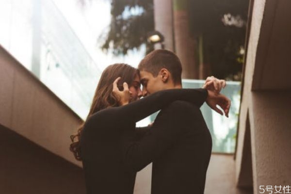 夫妻離婚財(cái)產(chǎn)怎么分配 和老公談離婚的技巧 夫妻離婚財(cái)產(chǎn)怎么分配 和老公談離婚的技巧