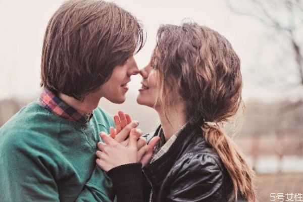 男生眼里的可愛和漂亮有什么區(qū)別 可愛和漂亮哪個吸引人 男生眼里的可愛和漂亮有什么區(qū)別 可愛和漂亮哪個吸引人