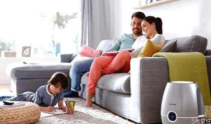 新生兒夏天能吹空調(diào)嗎 新生兒如何預防空調(diào)病 新生兒夏天能吹空調(diào)嗎 新生兒如何預防空調(diào)病