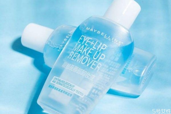 卸妝液和卸妝水一樣嗎 卸妝液和卸妝水的區(qū)別 卸妝液和卸妝水一樣嗎 卸妝液和卸妝水的區(qū)別