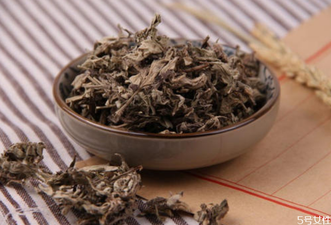 艾葉水止癢煮多長(zhǎng)時(shí)間 艾葉水洗澡多長(zhǎng)時(shí)間見(jiàn)效 艾葉水止癢煮多長(zhǎng)時(shí)間 艾葉水洗澡多長(zhǎng)時(shí)間見(jiàn)效