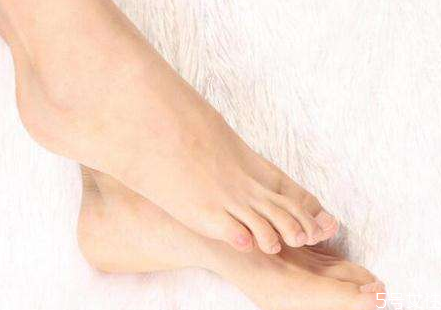 腳癢怎么辦 腳癢怎么判斷是不是腳氣 腳癢怎么辦 腳癢怎么判斷是不是腳氣