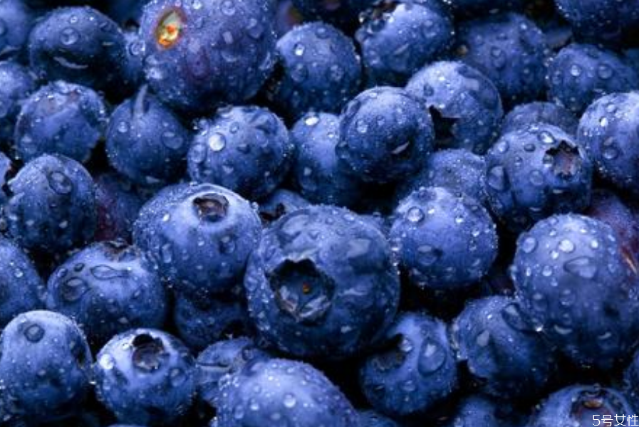 藍莓表面上的白霜是花青素嗎 藍莓的花青素是在皮里還是在果肉里 藍莓表面上的白霜是花青素嗎 藍莓的花青素是在皮里還是在果肉里