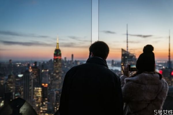 丈夫會(huì)忘掉精神出軌對(duì)象嗎 男人精神出軌的癥狀 丈夫會(huì)忘掉精神出軌對(duì)象嗎 男人精神出軌的癥狀