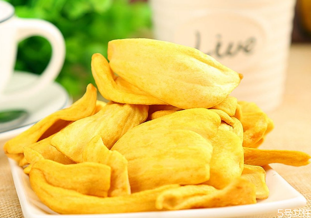 菠蘿蜜硬硬的還能吃嗎 菠蘿蜜半生不熟的可以吃嗎 菠蘿蜜硬硬的還能吃嗎 菠蘿蜜半生不熟的可以吃嗎