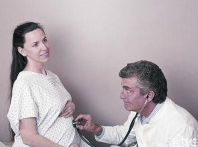 孕婦氣喘不過來怎么辦 孕婦氣短會導致孩子缺氧嗎 孕婦氣喘不過來怎么辦 孕婦氣短會導致孩子缺氧嗎