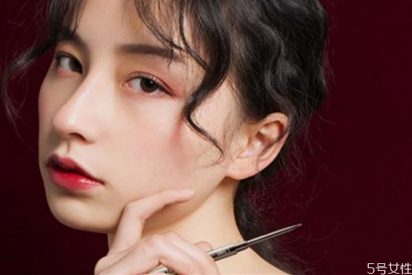 啞光腮紅和珠光腮紅有什么區(qū)別 日常腮紅啞光還是珠光 啞光腮紅和珠光腮紅有什么區(qū)別 日常腮紅啞光還是珠光