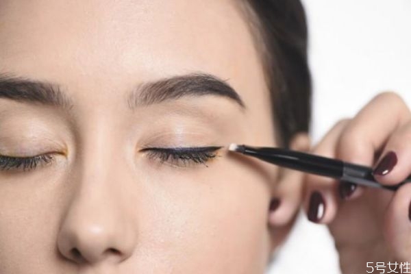 眼線筆干了如何辦 眼線筆沒(méi)用幾次就干了怎么辦 眼線筆干了如何辦 眼線筆沒(méi)用幾次就干了怎么辦