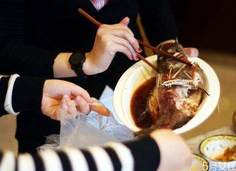 剩飯剩菜一般能放多久 如何科學(xué)儲(chǔ)存剩飯剩菜 剩飯剩菜一般能放多久 如何科學(xué)儲(chǔ)存剩飯剩菜