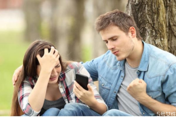 男生冷淡期最想要什么 男人進(jìn)入平淡期的表現(xiàn) 男生冷淡期最想要什么 男人進(jìn)入平淡期的表現(xiàn)