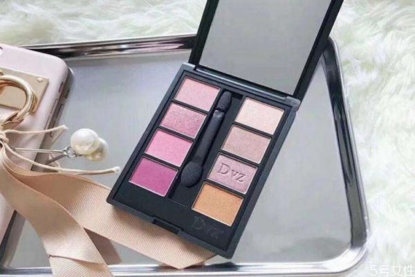 朵色眼影好用嗎 朵色眼影保質(zhì)期多久 朵色眼影好用嗎 朵色眼影保質(zhì)期多久