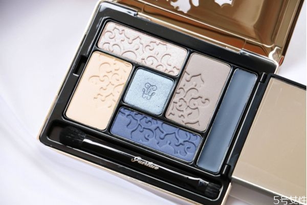 嬌蘭眼影好還是迪奧 嬌蘭眼影價(jià)格多少錢 嬌蘭眼影好還是迪奧 嬌蘭眼影價(jià)格多少錢