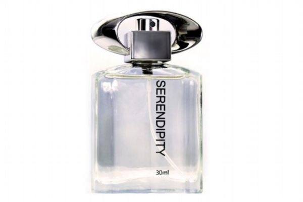 精油可以當香水用嗎 精油與香水的區(qū)別 精油可以當香水用嗎 精油與香水的區(qū)別