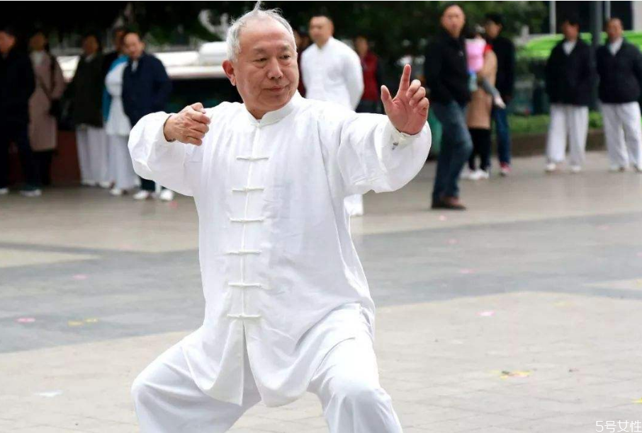 八段錦可以治痛風(fēng)嗎 練八段錦為什么嗜睡 八段錦可以治痛風(fēng)嗎 練八段錦為什么嗜睡