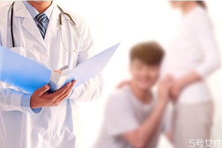 小月子可以玩手機嗎 小月子洗頭頭痛怎么辦 小月子可以玩手機嗎 小月子洗頭頭痛怎么辦